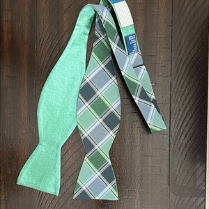 14th & Union Green and Plaid Bow Tie Set